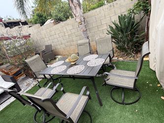 Patio outdoor dining set brand new