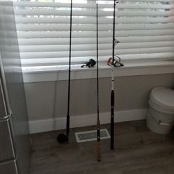 Sell My Fishing Rod Becuase I Don't Catch Crap And Also I Need Money