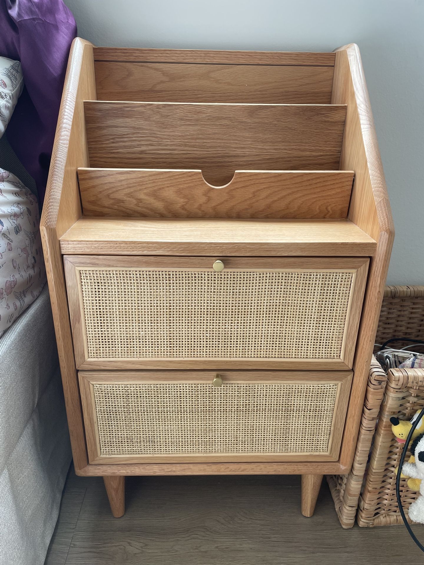 100% Solid Oaken Wood Bedside Table Rattan Nightstand (Natural)