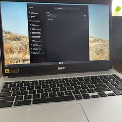 ACER CHROMEBOOK Comes With Bag 