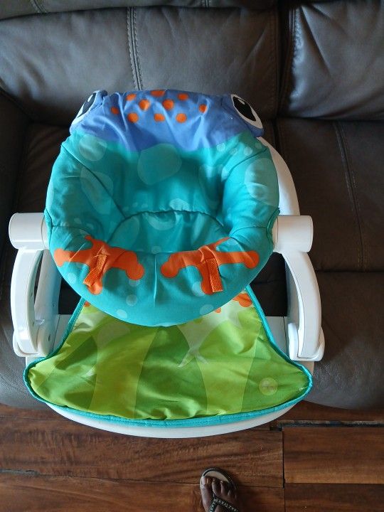 Fisher Price Baby Sit Me Up Chair