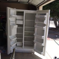 Refrigerator For Sale.Whirpool