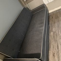 Free Couch 