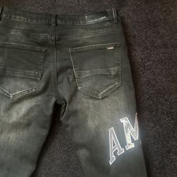 BLACK AMIRI PANTS 30-32