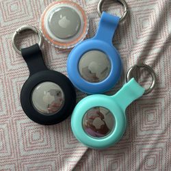 Apple 4 Pack Air Tags With Protective Case 