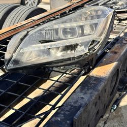 Mercedes Cls (contact info removed) Headlight