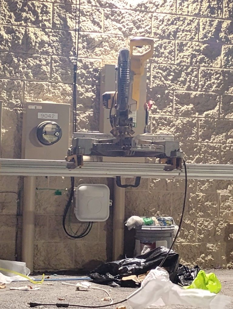 DeWalt Miter Saw Runs Like New! Just looks Like It's Done Some Work.