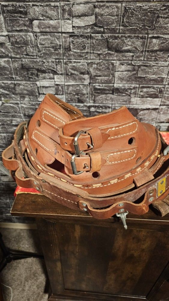 Lineman Belt With Tool Holder