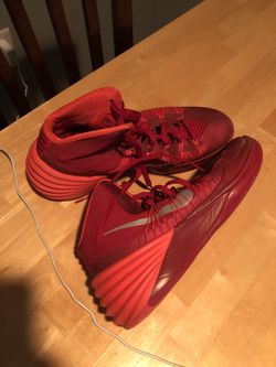 Nike hyperdunk basketball shoe size 11.5