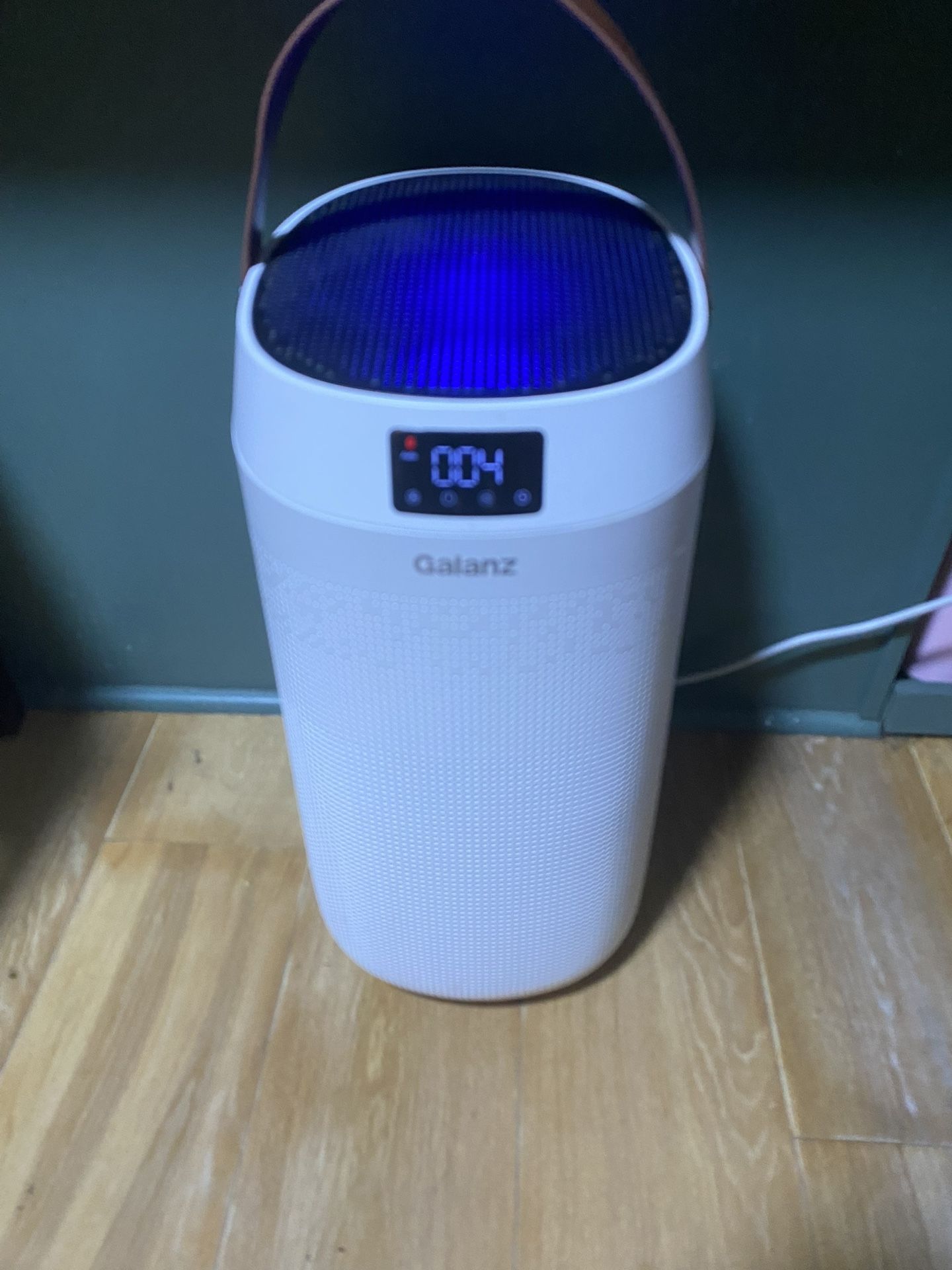 Galanz Pro Air Purifier - Smart WiFi H13 HEPA Filter System Model: GLAP40WEEA11A - Like New