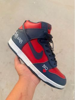 Supreme dunk