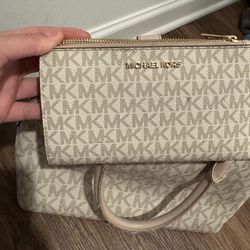 Michael kors purse & wallet