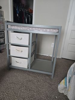 Baby chaniging table