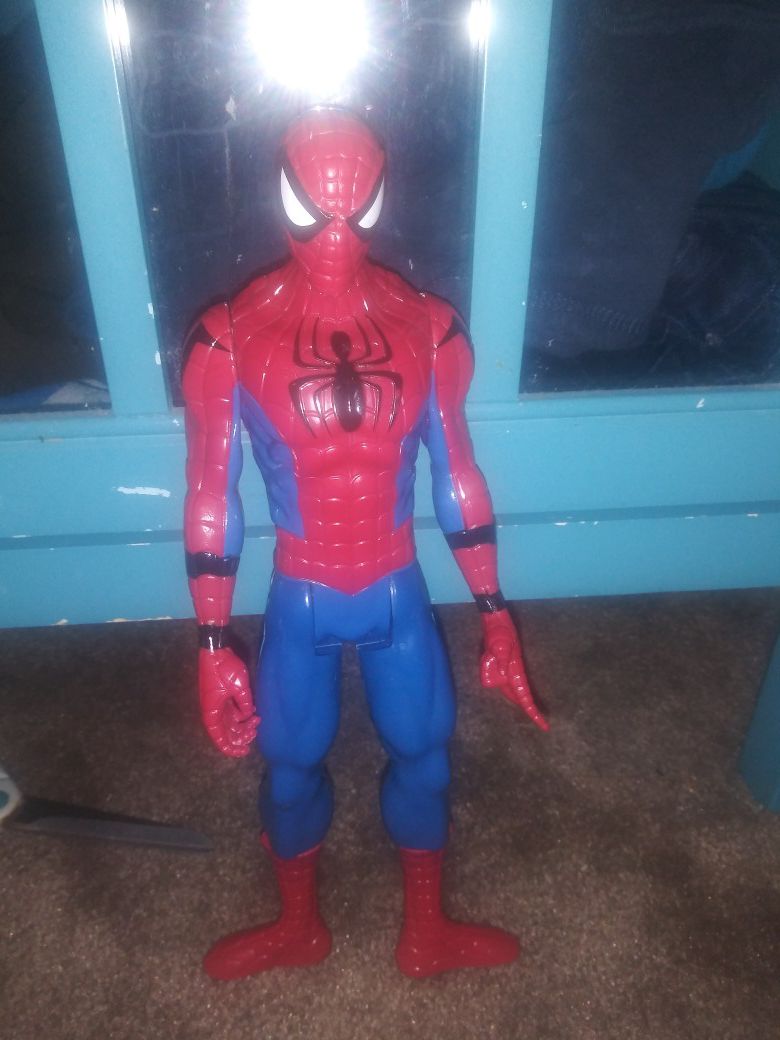 Spiderman toy Titan Hero Series ( MCU} edition