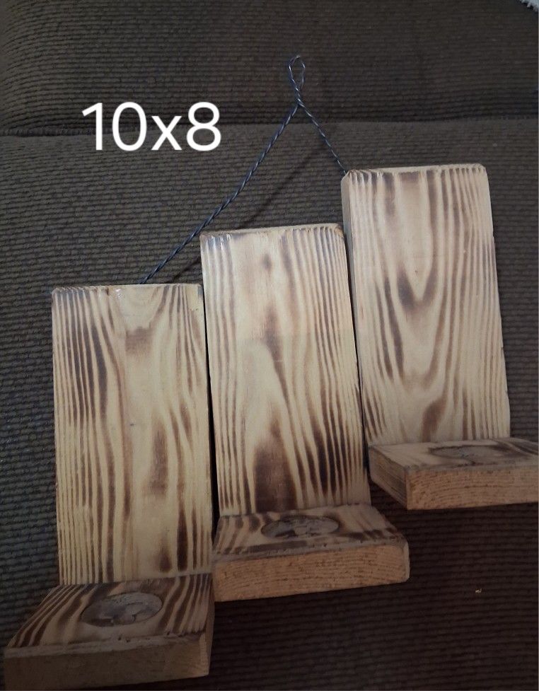 Wooden Can̈dle Holder