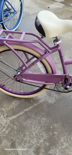 Beautiful 24" Beach Cruisers All  in new condition 70 each