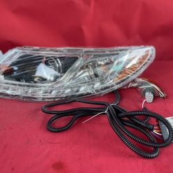 International Durastar 4000 Series (L) Headlight 