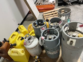 Propane tanks & Gas cans
