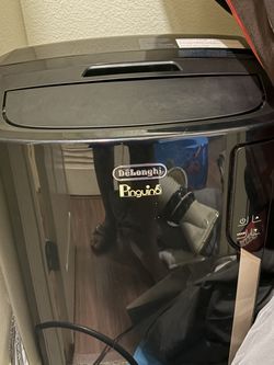 DeLonghi Portable Air Conditioner 12,500BTC