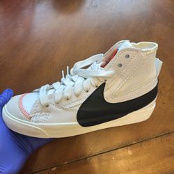 Nike Blazer Mid Jumbo Swoosh