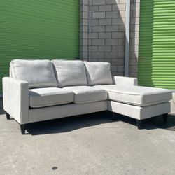 *Free Delivery* Gray Sectional Couch Sofa w/ Reversible Chaise