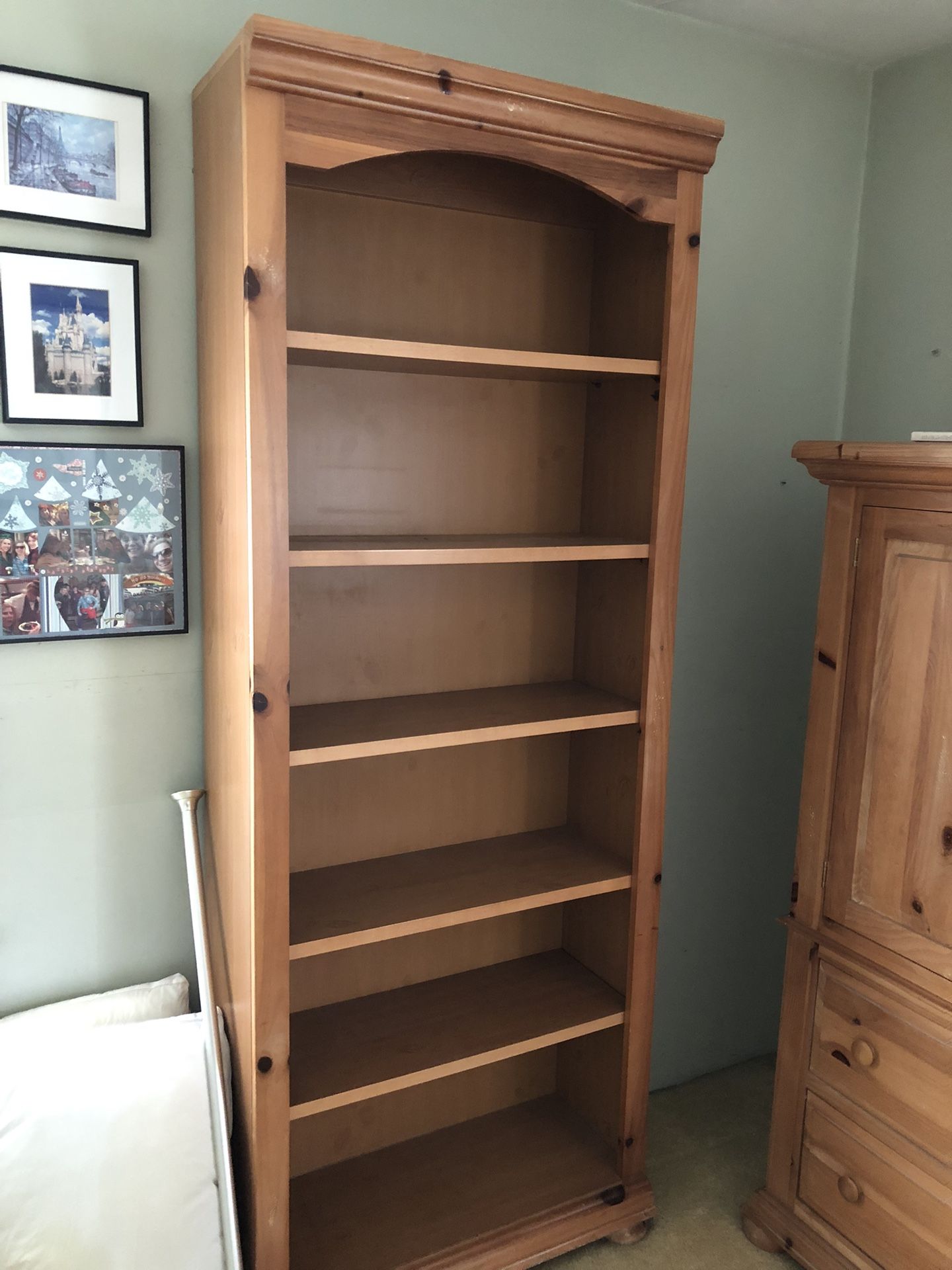 Broyhill Fontana Bookcase