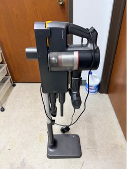 LGCordZero Cordless Bagless Stick Vacuum
