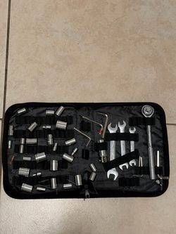 A lot of tools , first person that brings $10 for everything take it Costa Mesa