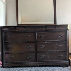 3 Piece Double Dresser, Nightstand, Mirror 