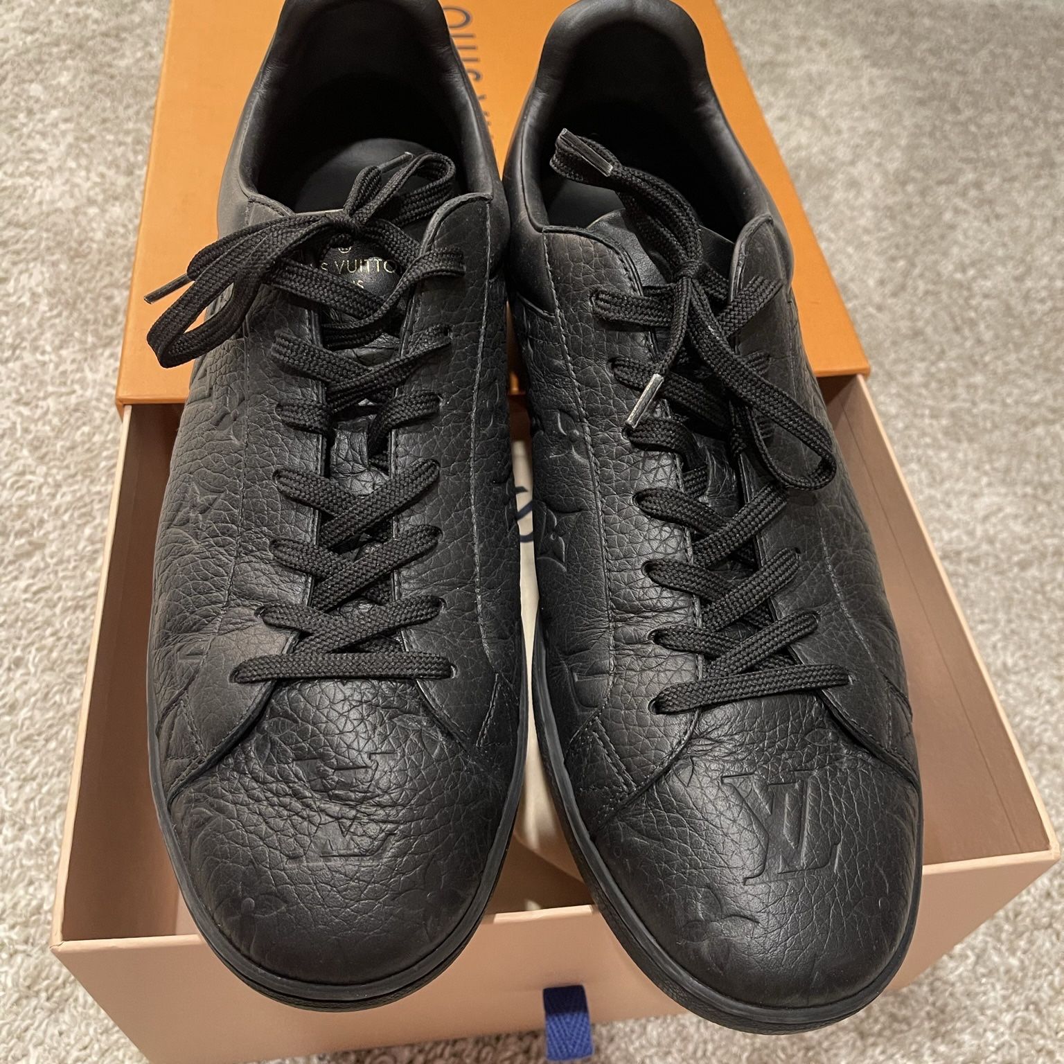 Authentic Louis Vuitton men's shoes size 9 with alligator skin for Sale in  Downey, CA - OfferUp