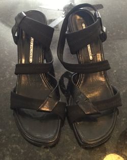 Donald J Pliner High Heel Sandals