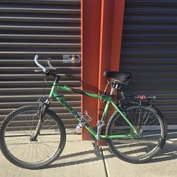 2000 Gary Fisher Tassajara hard tail mountain bike