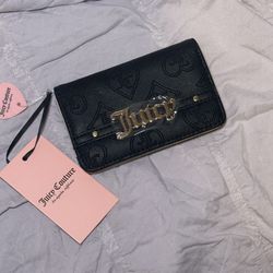 Juicy Couture Black Wallet with Gold Logo