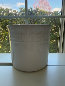Le Creuset - Stoneware signature straight wall utensil crock