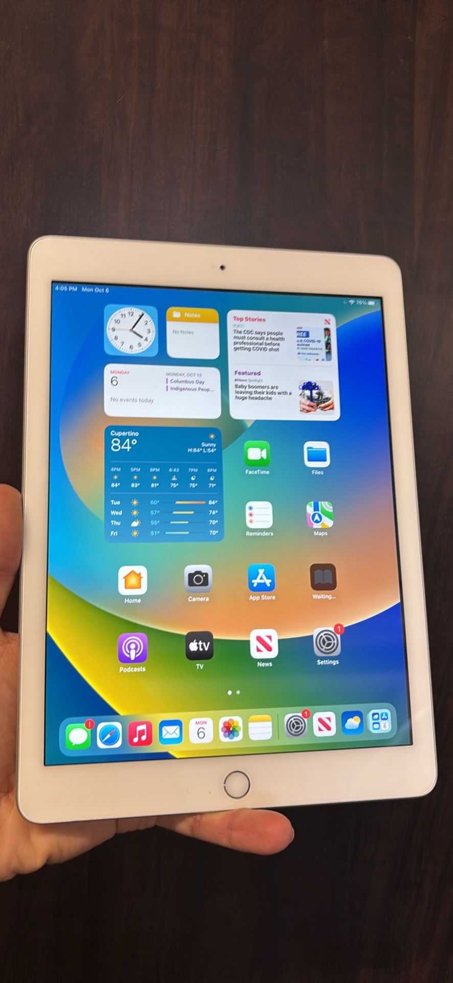 iPad 5th Gen. Like New And Unlocked!