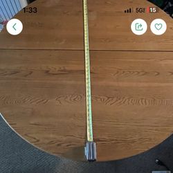 Beautiful Oak Dinning Table With Leaf solid