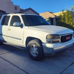 Parts ONLY off 00-06 GMC Yukon XL, Good Core 5.3 LS Engine, No Transmission, Great Body and Interior 