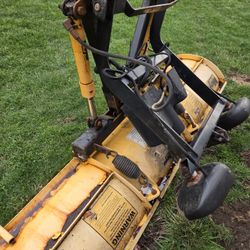 6,6 M e y e r s plow blade..