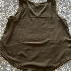 Women’s Top XL