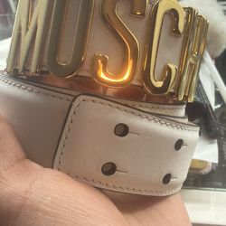 Moschino belt