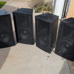 4 High Quality Venue PA Speakers