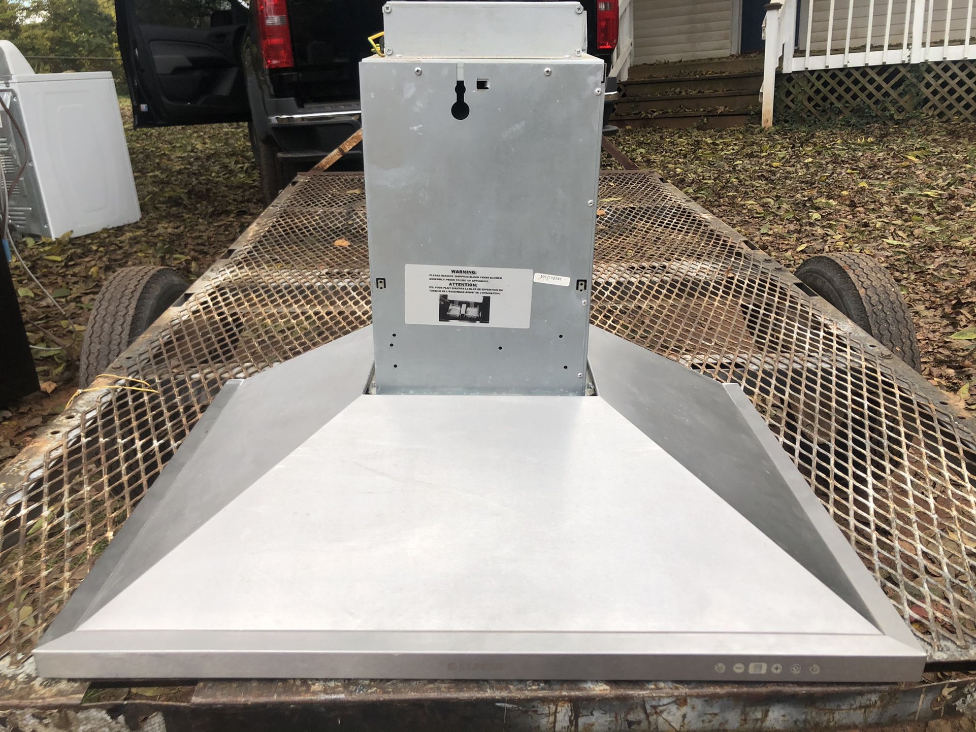 $1200 Jenn air Telescope Vent Hood 