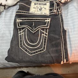 Men’s true religion jeans