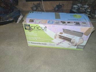 Cricut expression personal electronic cutter