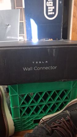 Tesla wall charger for home