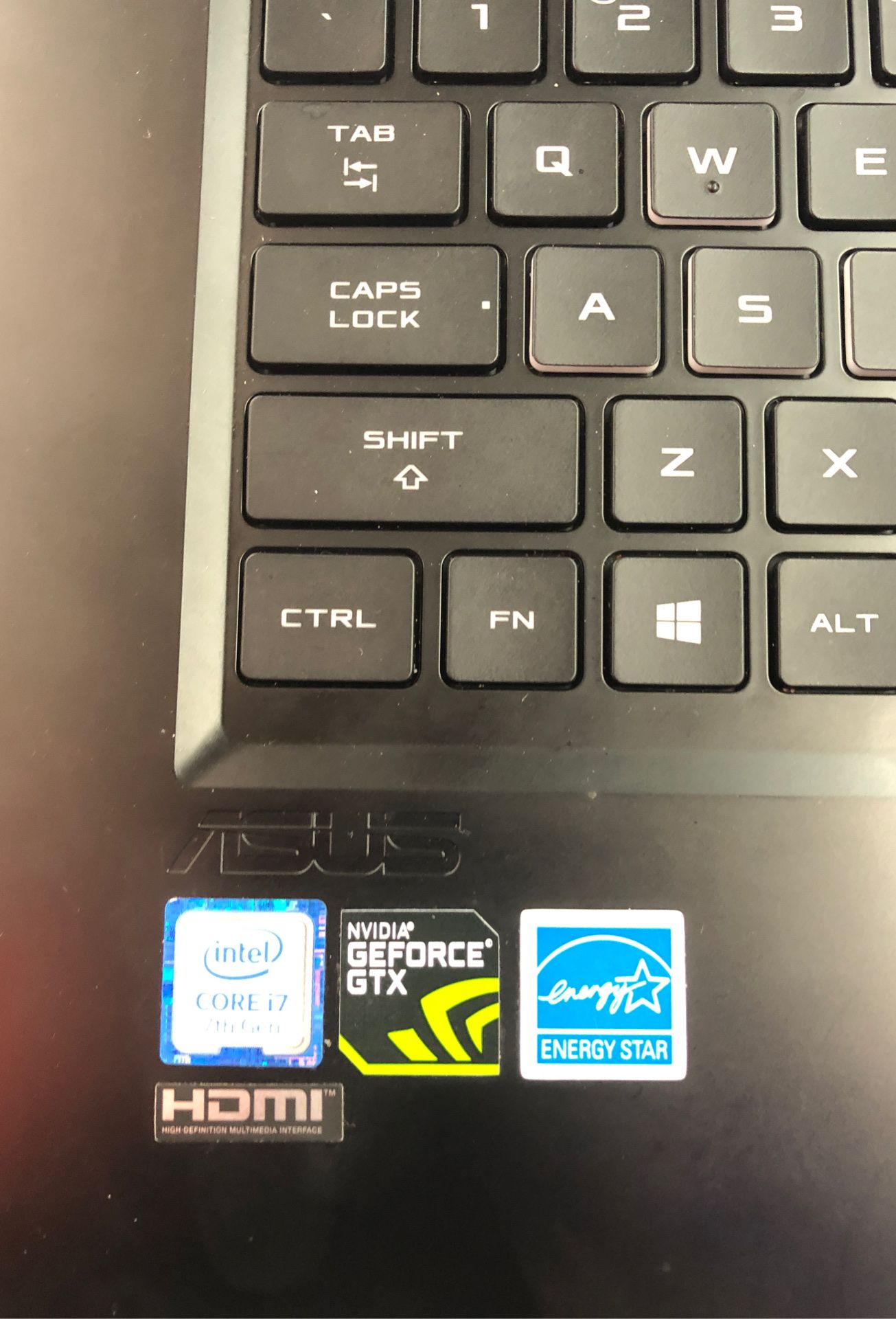 asus-republic-of-gamers-laptop-i7-1tb-with-charger-and-keyboard