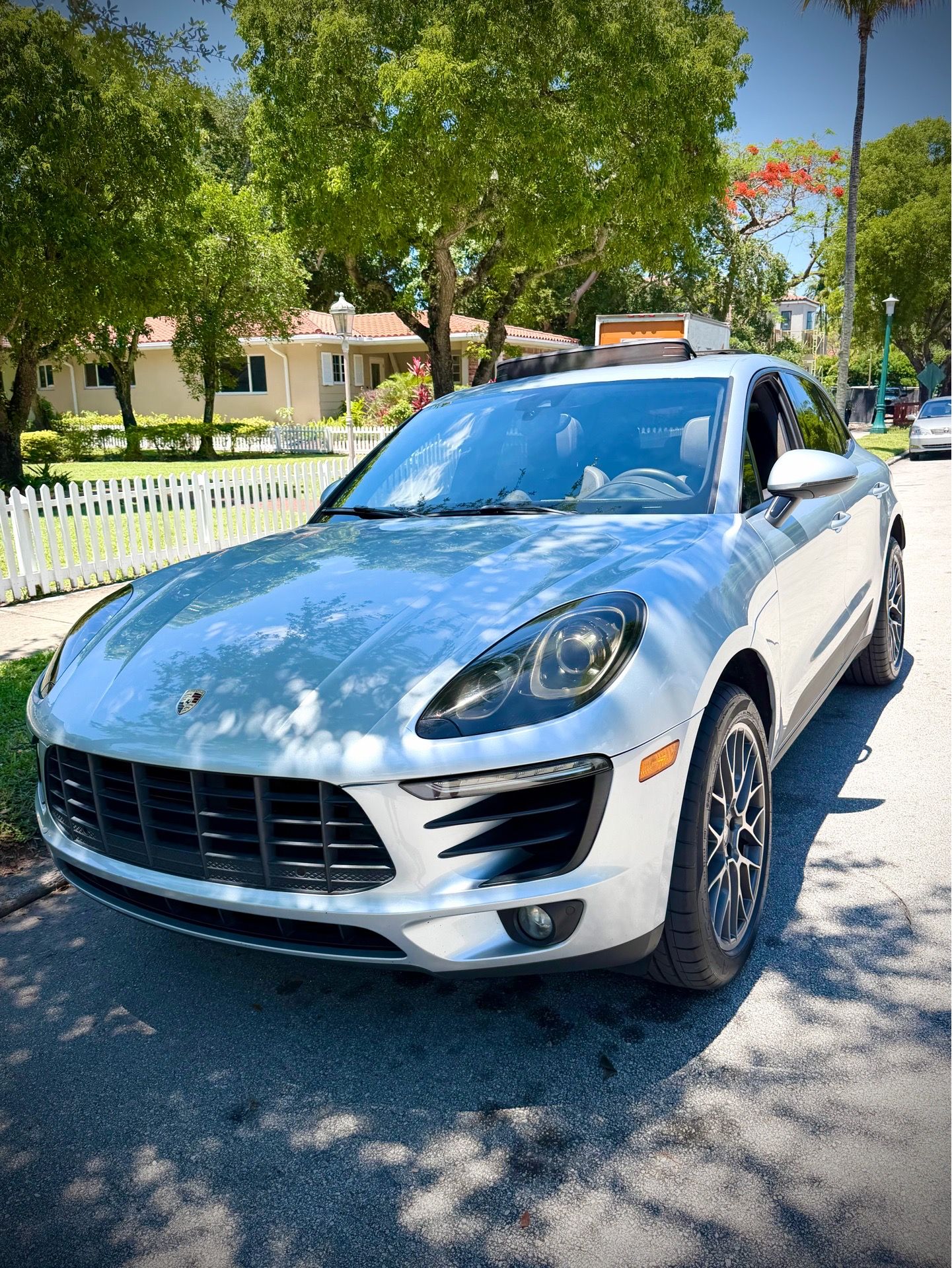 2017 Porsche Macan