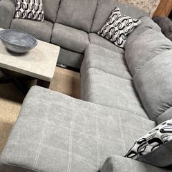 Stylish Cozy Nice Sectional! 