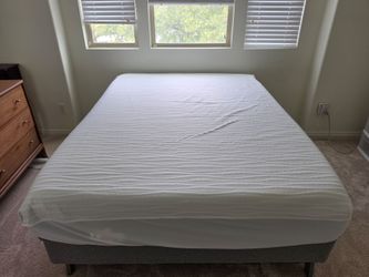 Sleep number queen size bed with mattress