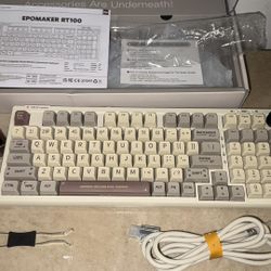 RT100 Tri-Mode Mechanical Keyboard